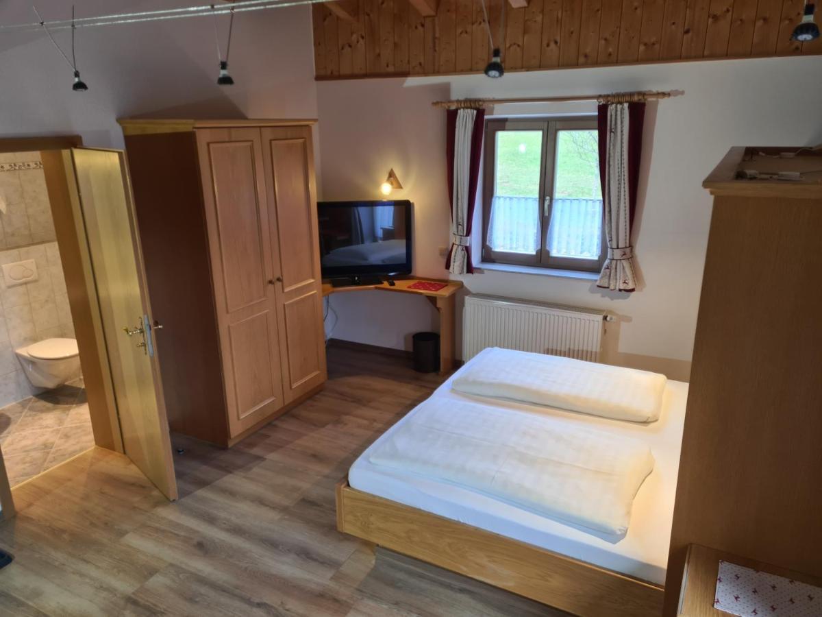 Hotel Gaestehaus Baltram 3*