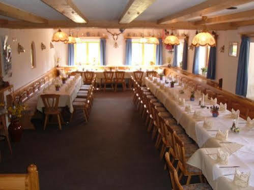 Hotel Gaestehaus Baltram 3*